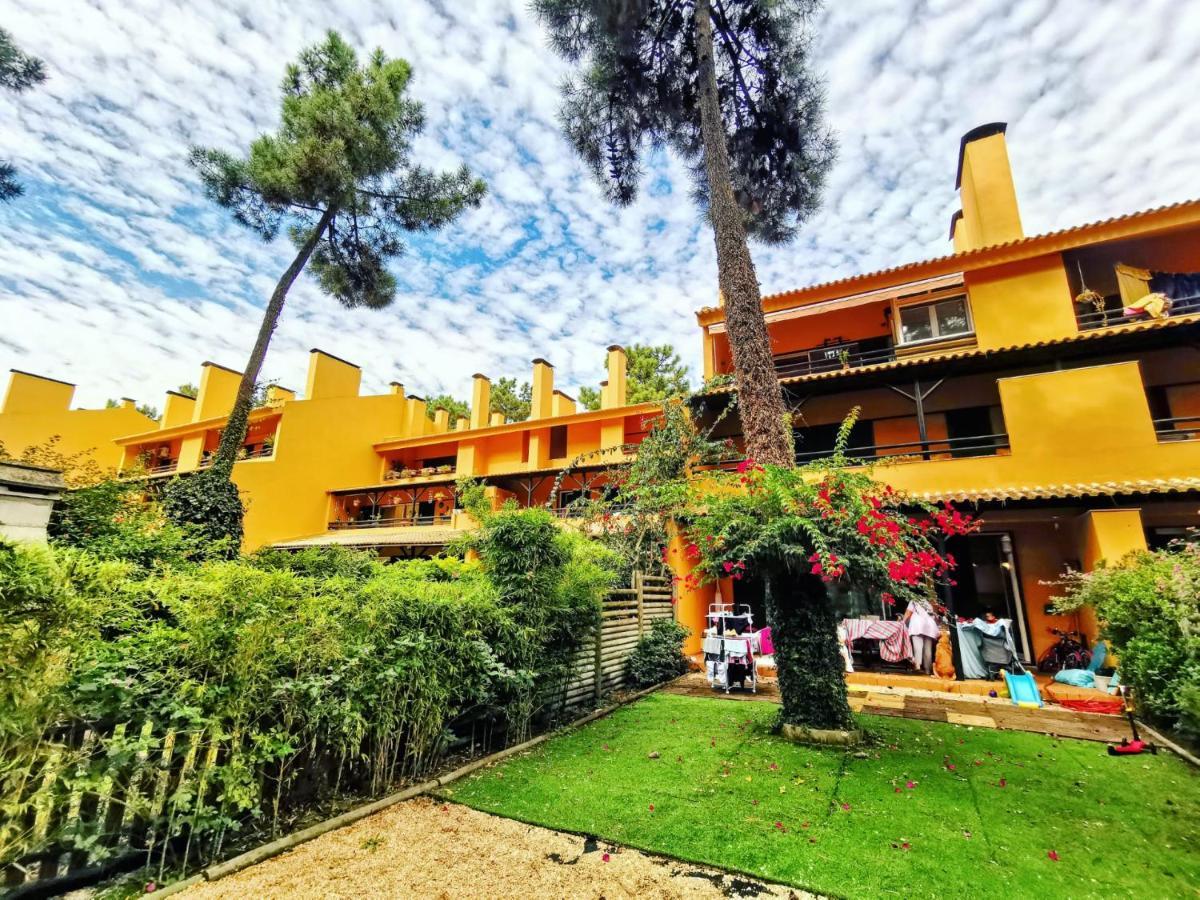 Dolphin Aroeira Beach Villa Charneca  Eksteriør billede